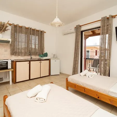 Apartment Tsimiklis Finikounta