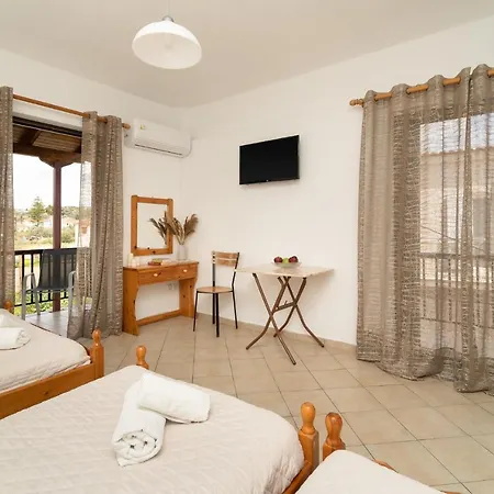 Tsimiklis Apartamento Finikounta