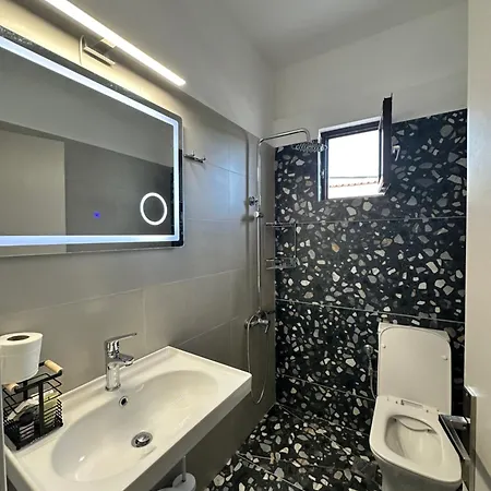 Tsimiklis Apartment *