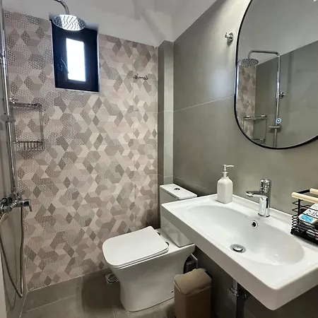 Tsimiklis Apartment *