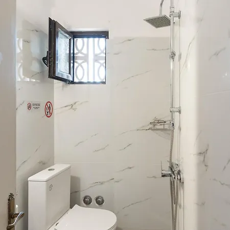 Tsimiklis Apartman *